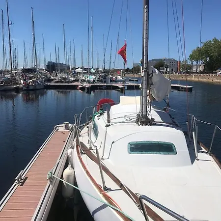 Retour D’ulysse, Nuits étoilées, Plein Centre Bateau-hôtel *