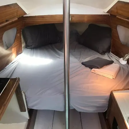 Retour D'ulysse, Nuits Etoilees, Plein Centre